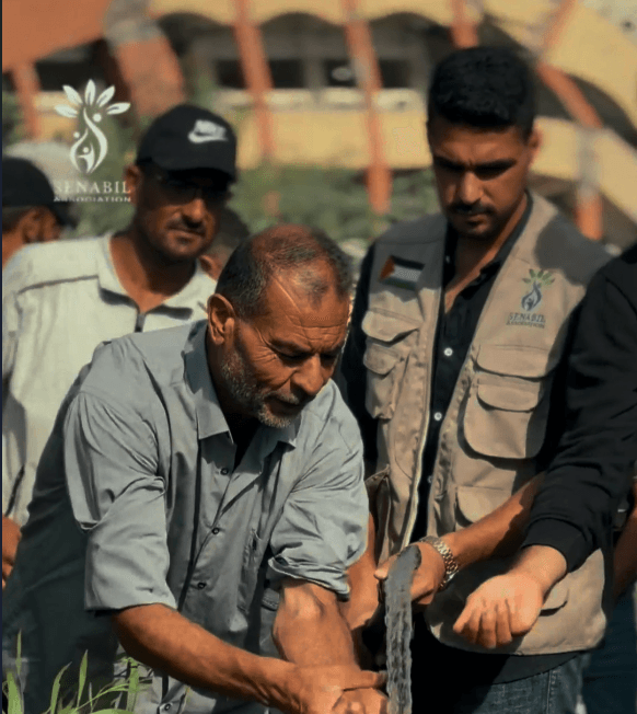 Senabil Foundation Carried Out Maintenance of a Water Well and Supplied a Submersible Pump in the Mukhabarat Area