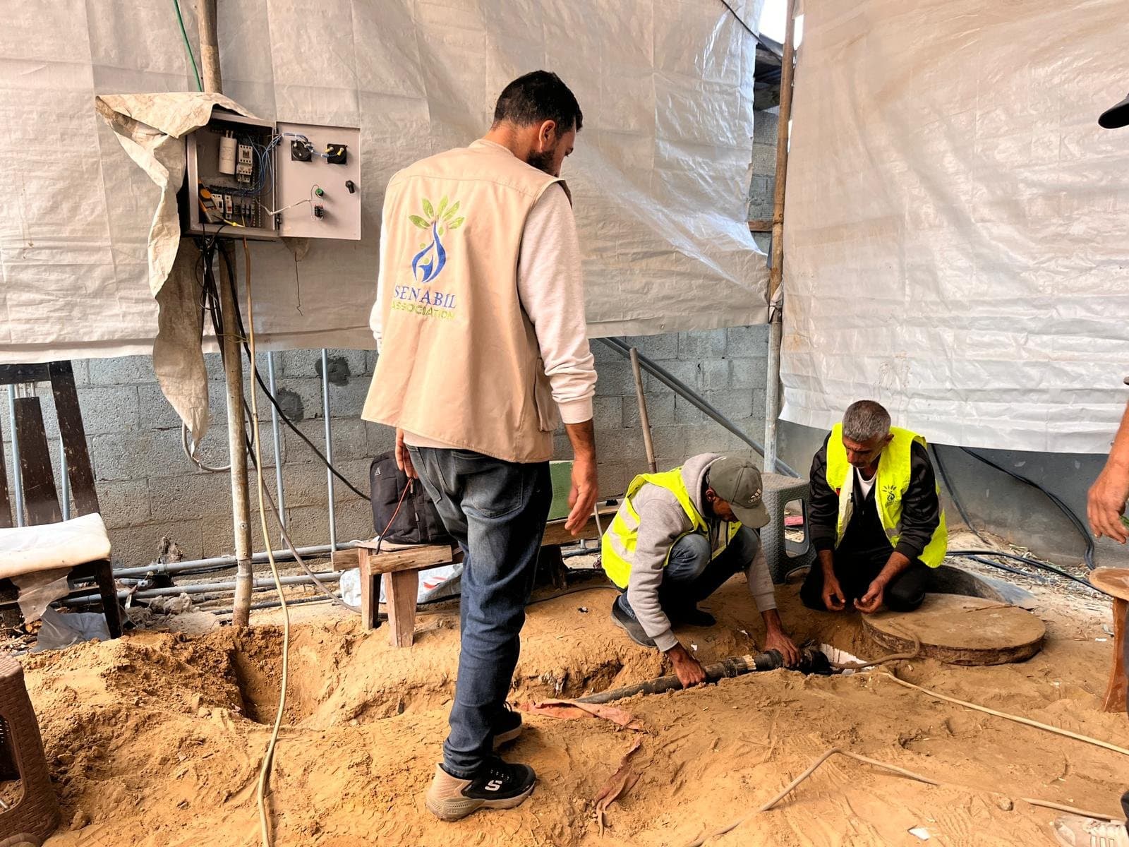 Supply and Installation of a Submersible Pump for a Water Well in Deir Al-Balah to Reduce the Suffering of Displaced Families