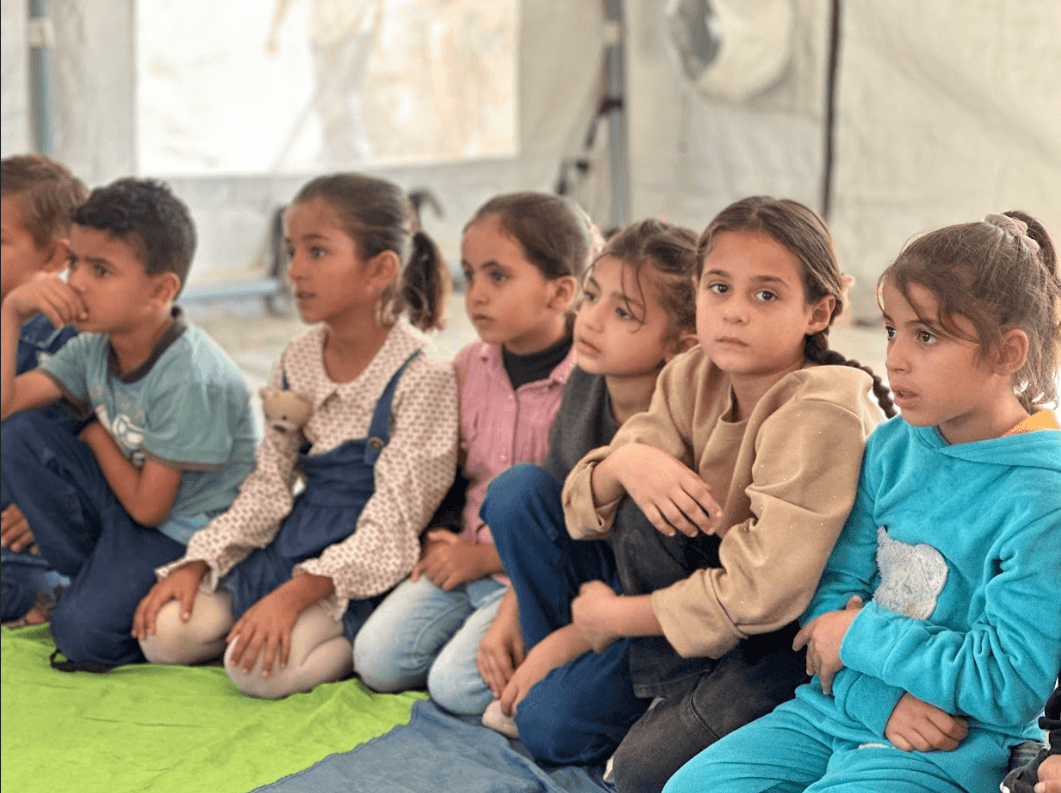 تنفيذ برامج دعم نفسي واجتماعي لطلبة مدارس السنابل