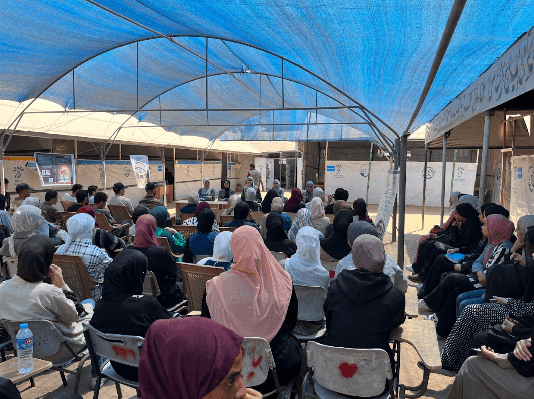 برنامج مستويات اللغة الإنجليزية بالشراكة مع كلية ابن خلدون