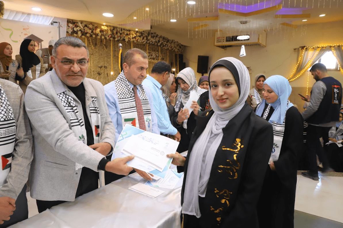 Senabil Foundation Organized an Honoring Ceremony for Its Outstanding Tawjihi Students – Class of 2006/2007