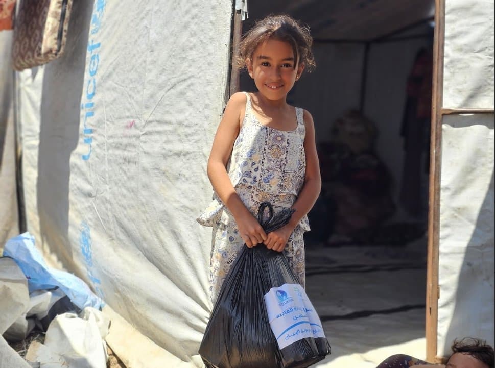 مشروع توزيع طرود غذائية – المنطقة الوسطى