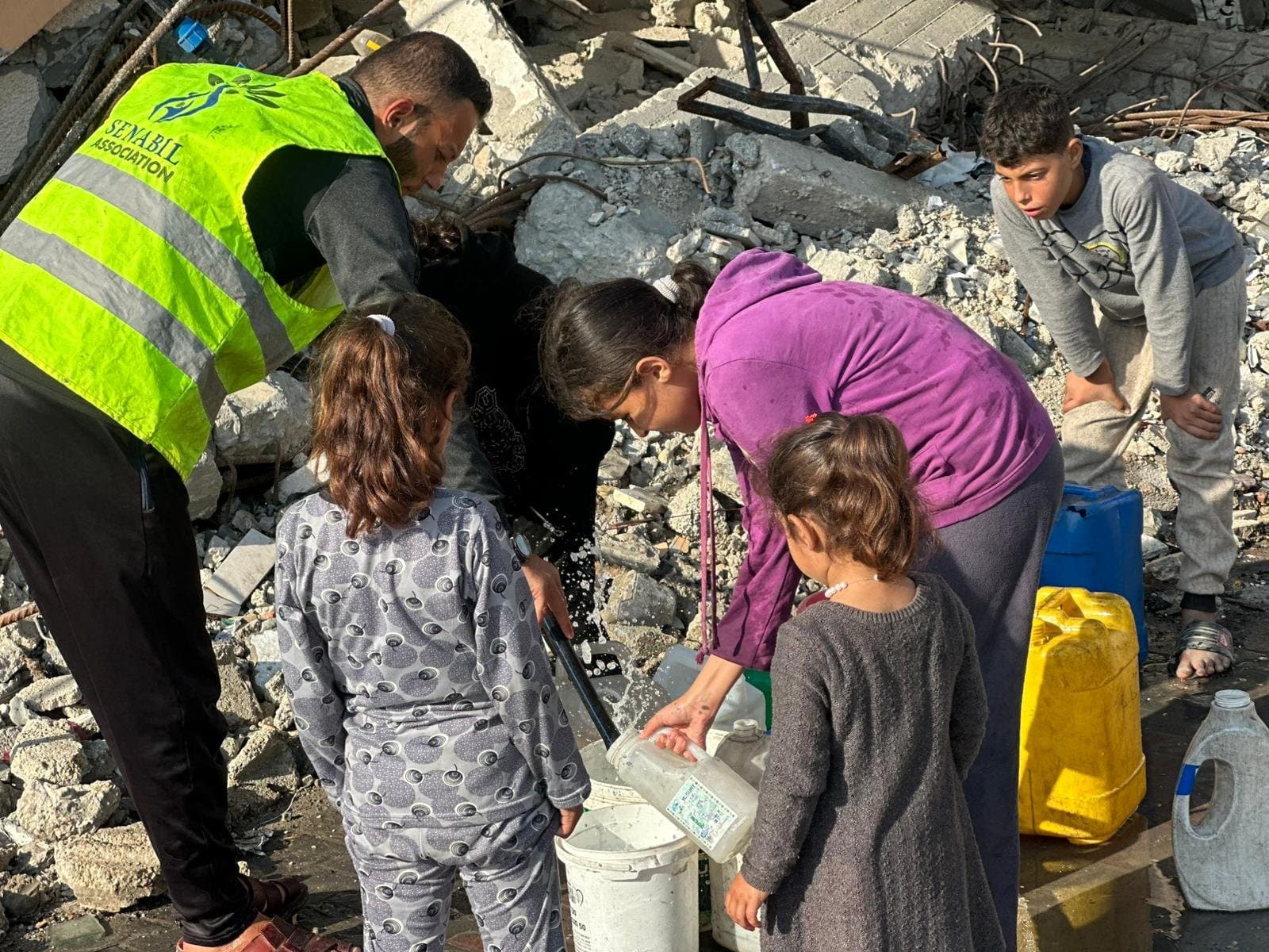 مشروع تزويد وتركيب طبلونات تشغيل لآبار المياه في منطقة المخابرات – غزة