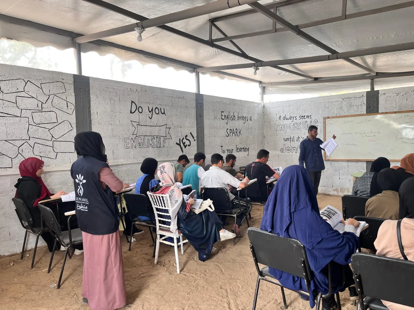 Senabil Association Launches the Third Level of the English Language Program for University