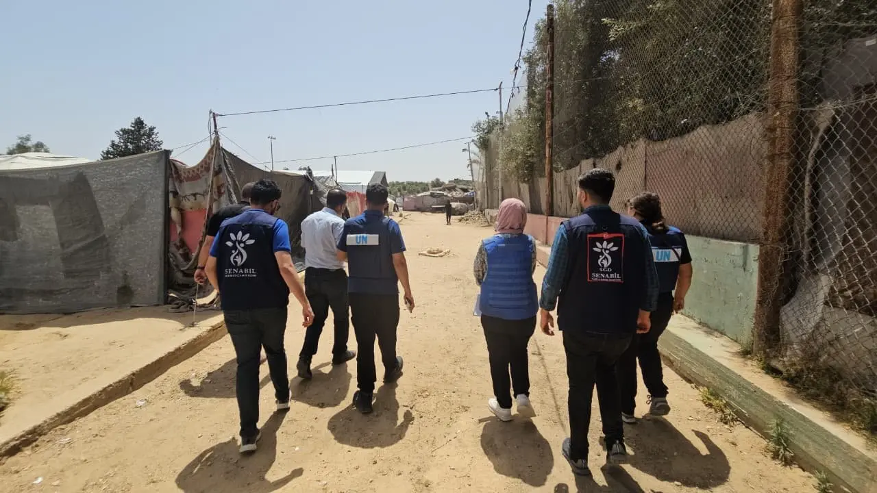 UN Delegation and Senabil Team Visit “Yellow Line” Camps in Al-Maghazi to Assess Humanitarian Needs