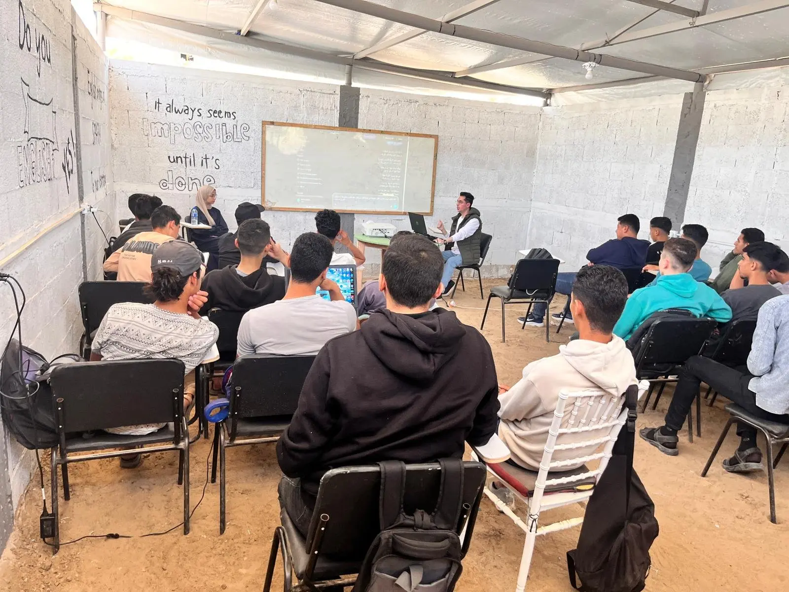 Senabil Association Launches Artificial Intelligence Training Course for Students