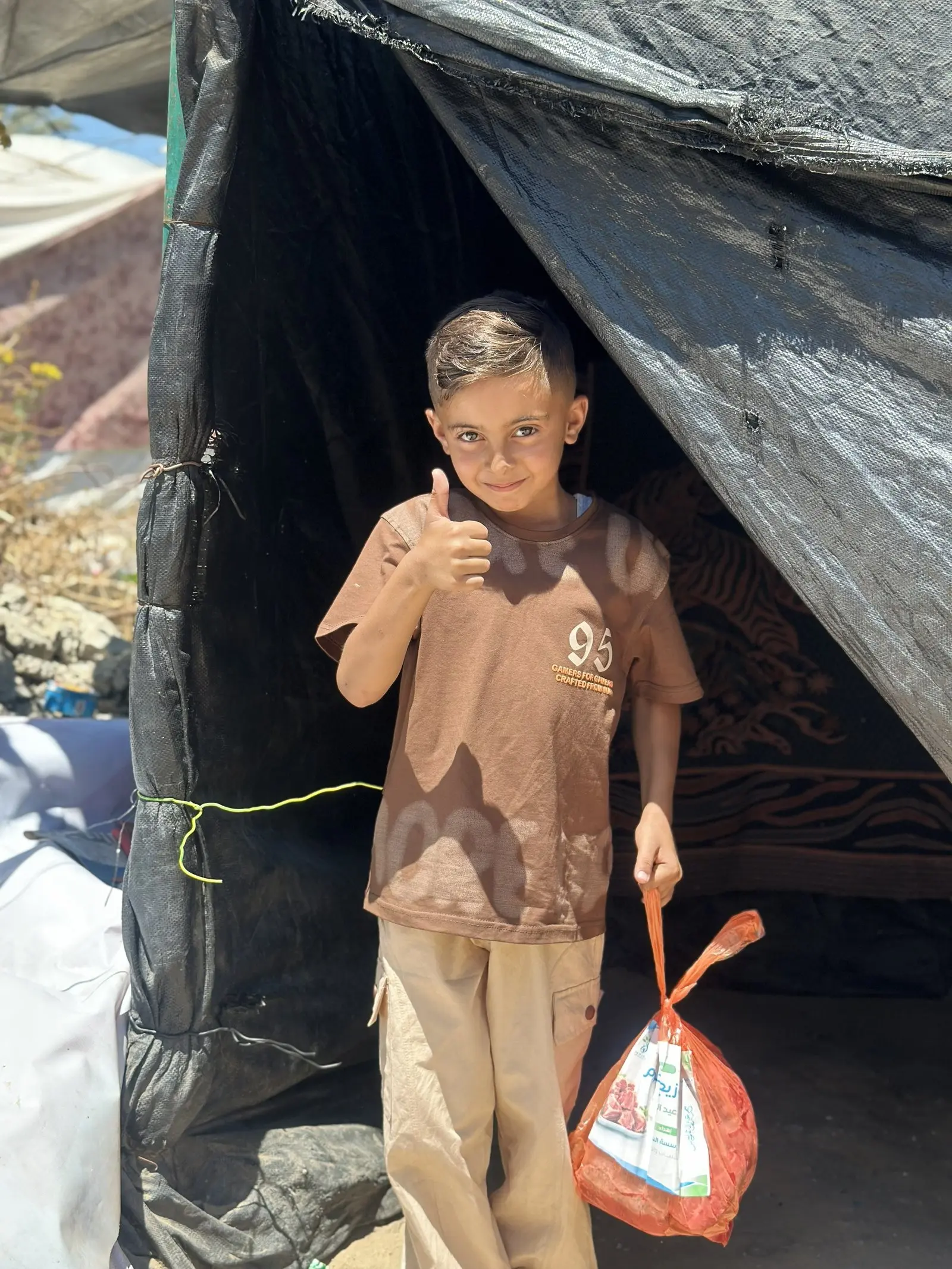 Senabil Distributes Eid Meat to Families in Gaza
